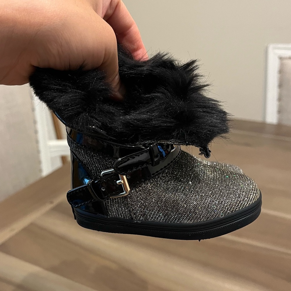 BNWT Stuart weitzman black baby infant boots size 3-6m